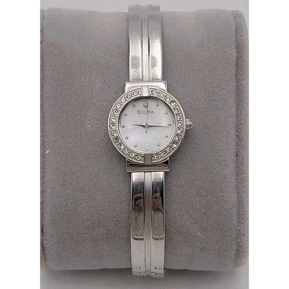 Bulova C899175 Woman Watch Quartz Silver Wristwatch Vtg main image 7